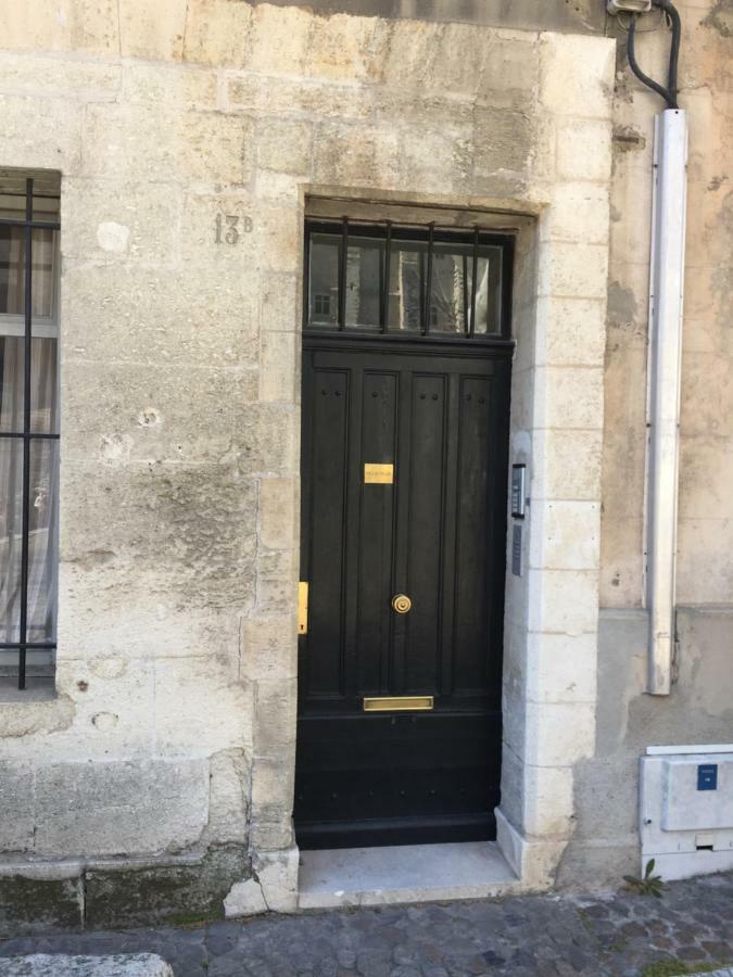 アヴィニョンDuplex Face Au Palaisアパートメント エクステリア 写真